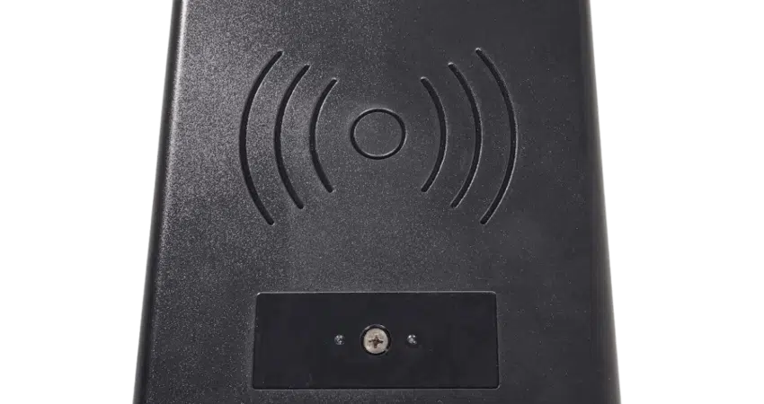 Lector RFID inteligente a larga distancia RELV1